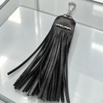 Llavero Largo De Flecos Negro Ref. 262205